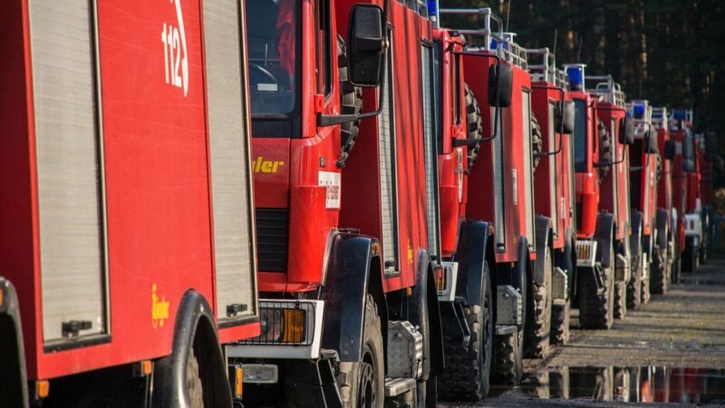 Alarm gazowy w Cięcinie: Ewakuacja mieszkańców i działania służb ratunkowych