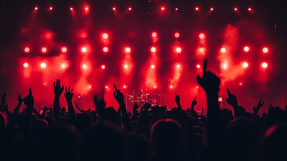 Muzyczne emocje na żywo: koncert filmowych przebojów w Żywcu!