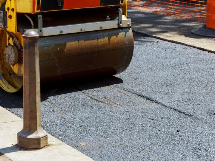 Remont drogi w Lipowej: Nowy odcinek zwiększa komfort podróży!