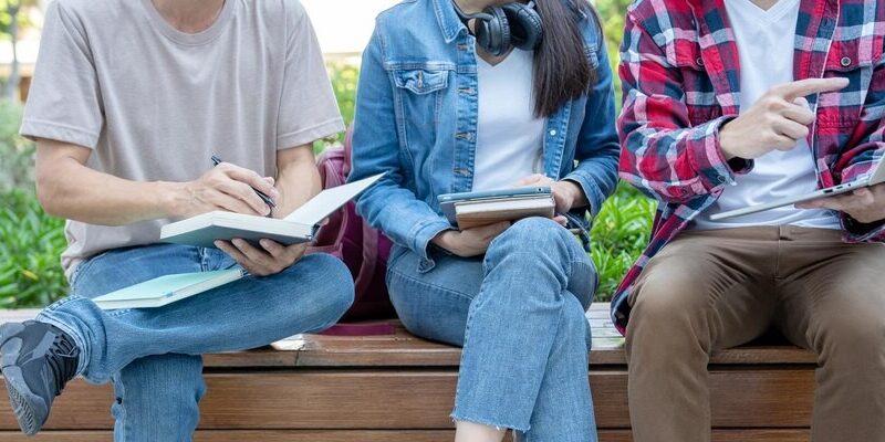 Przyborów w akcji: Uczniowie zdobywają wiedzę dzięki projektowi „Wyjście z klasą”