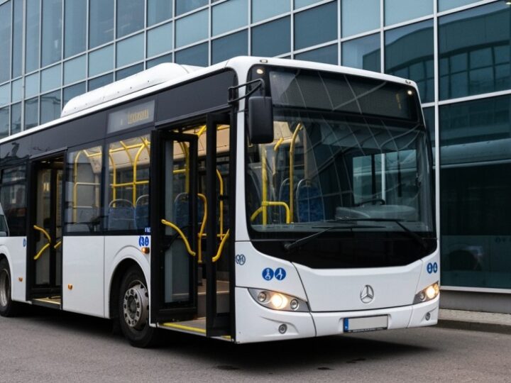 Rewolucja w komunikacji w Gminie Jeleśnia: nowe rozkłady jazdy dla mieszkańców