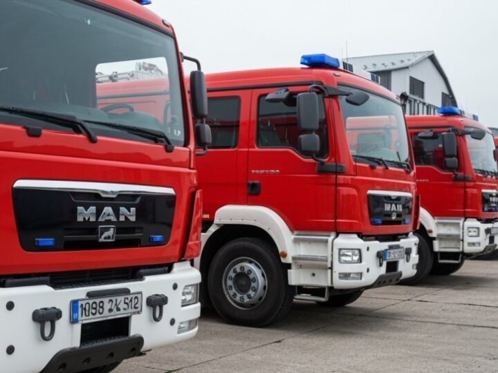 OSP Oczków w 2025 roku: Sukcesy w ratownictwie i współpracy na rzecz społeczności