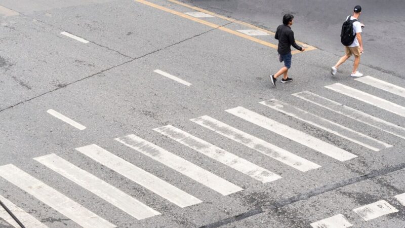 Bezpieczne wieczory w gminach Łękawica i Czernichów dzięki akcji odblaskowej