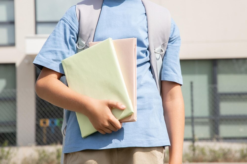 Kacper Brzostek zdobywcą Wojewódzkiego Konkursu z Języka Angielskiego!