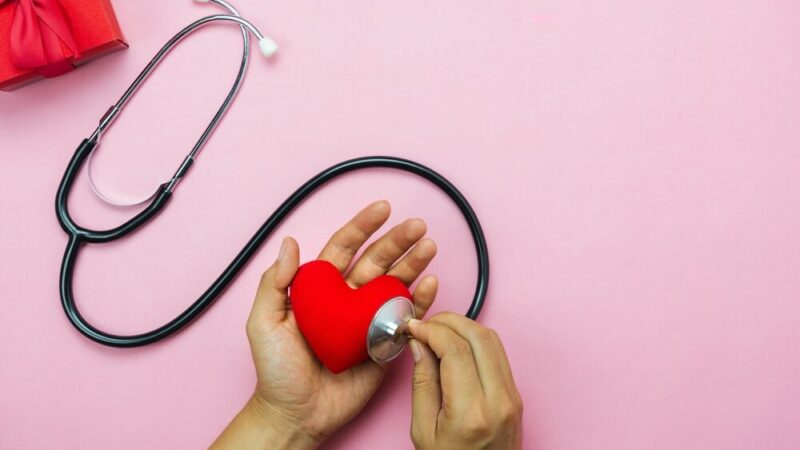 Joga Kręgosłupa: Ulga dla osób z siedzącą pracą