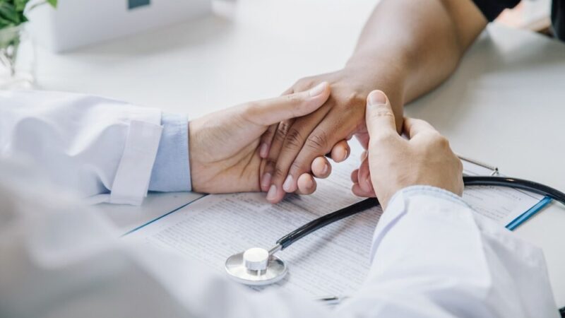 Kryzys emocjonalny? Oto jak znaleźć potrzebne wsparcie