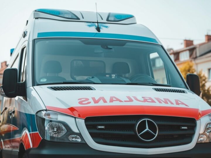 Dramatyczna akcja w Rychwałdzie: dziecko w krytycznym stanie przetransportowane helikopterem