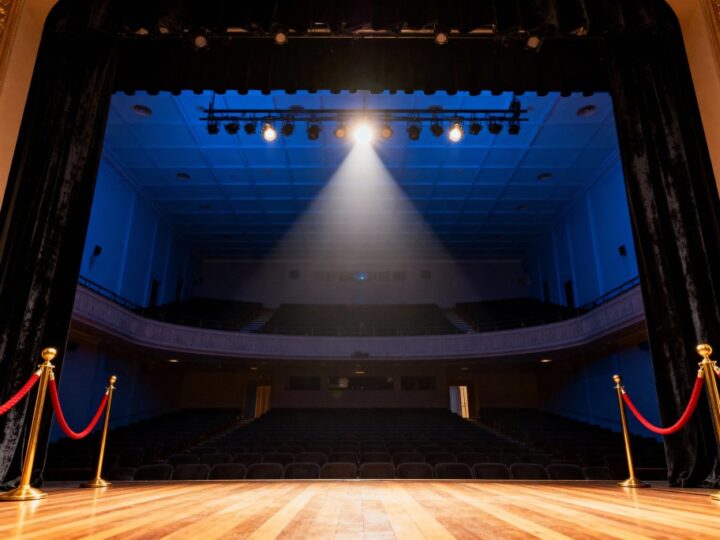 Zanurz się w świat „Małej Damy” – spektakl zainspirowany „Małym Księciem” już 9 maja!