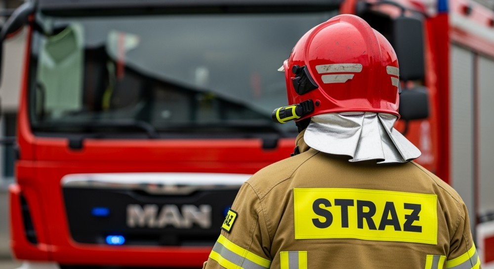 Strażacy z OSP Oczków instalują czujki dymu dla lepszego bezpieczeństwa mieszkańców